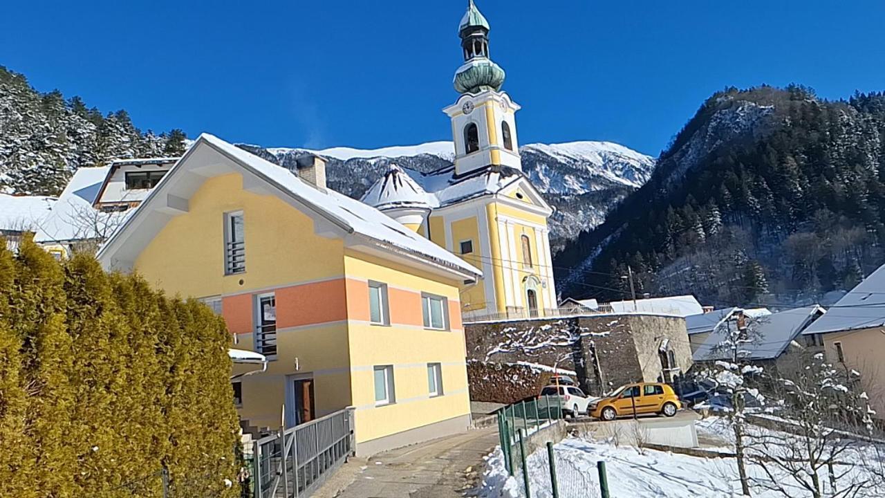 Apartment Belka Jesenice Exterior foto